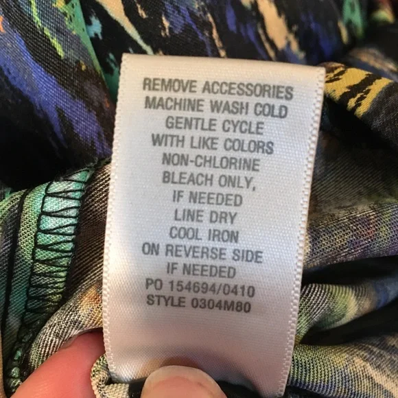 Multicolored high front and back sleeveless dress - Picture 9 of 11